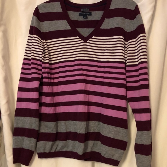 V neck sweater - Picture 1 of 3